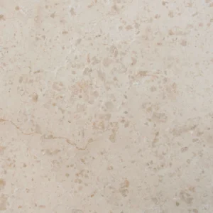 Fein strukturierte Oberfläche von Kanafar Limestone in hellem Beige mit ruhigen natürlichen Schichtungen