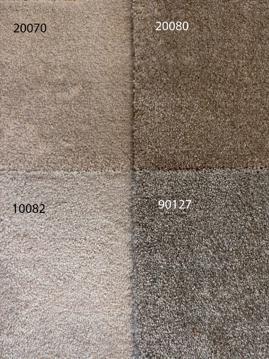 Vier Farbvarianten der Toone Premium Schalldämmmatte mit realistisch dargestelltem, dichtem Flor in hellen Beige-, Taupe-, Sand- und Grautönen sowie den Farbnummern 10082, 90127, 90128 und 90129.