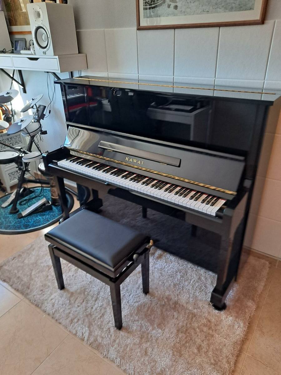 Silent schallabsorbierende Schallschutzmatten unter dem Klavier